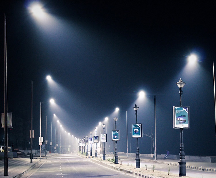 راهنمای خرید چراغ خیابانی