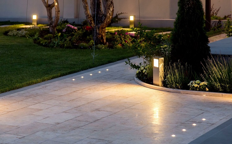 انواع چراغ پارکی