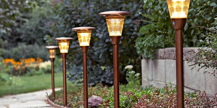 چراغ باغی چیست؟