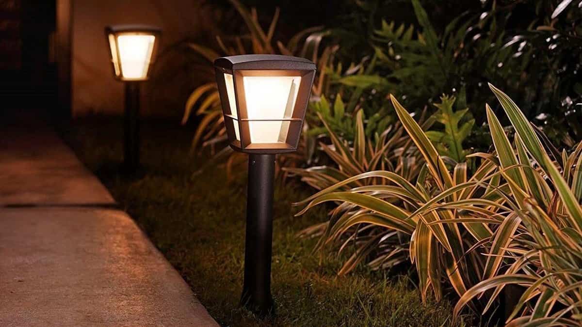 قیمت و خرید پایه چراغ پلاستیکی