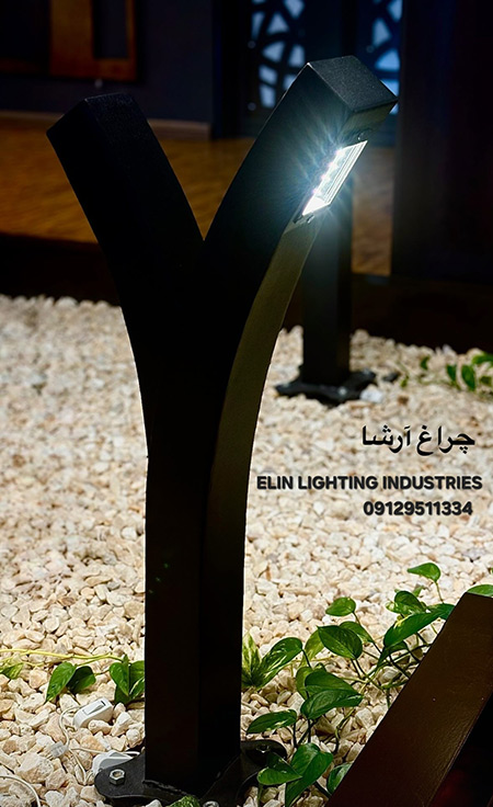 پایه چمنی آرشا برای نورپردازی