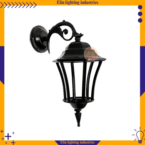 چراغ دیواری حیاطی